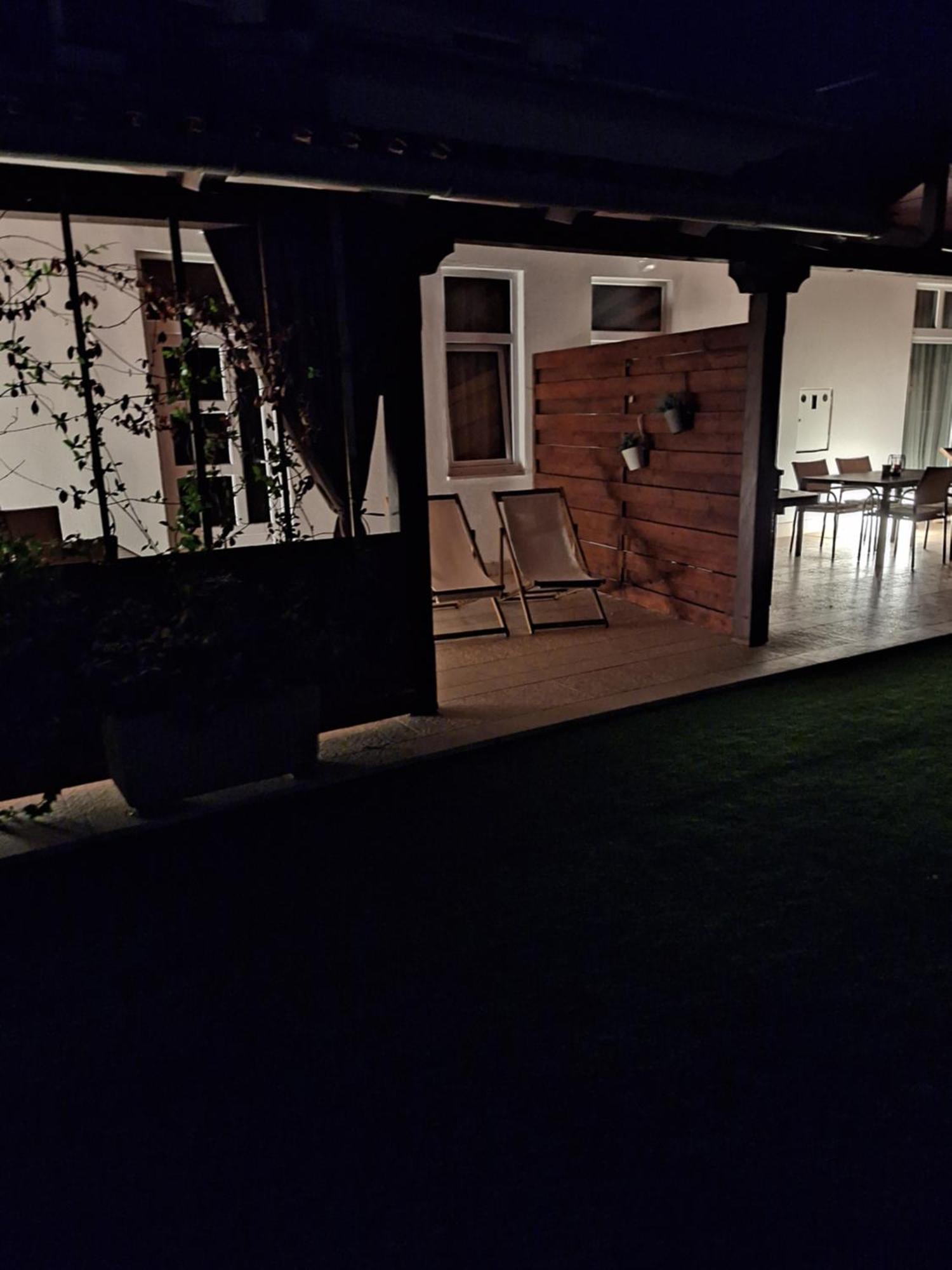 Guest House Flora Пазин Экстерьер фото